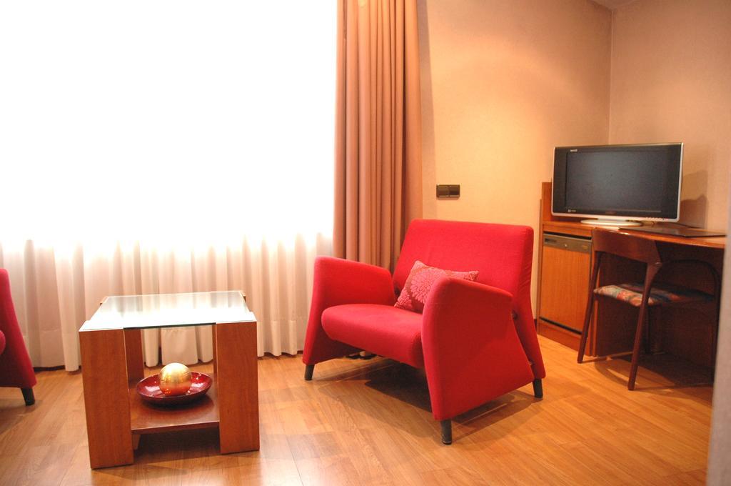 Hotel Arumi Santa Eugenia de Berga Rom bilde